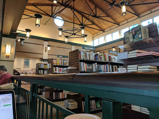 Book Store «Barnes & Noble», reviews and photos, 235 Daniel Webster Hwy, Nashua, NH 03060, USA