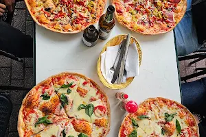 Pizzeria Taormina image