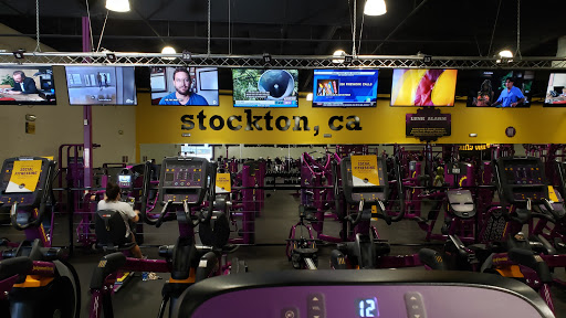 Gym «Planet FItness», reviews and photos, 1175 W March Ln, Stockton, CA 95207, USA