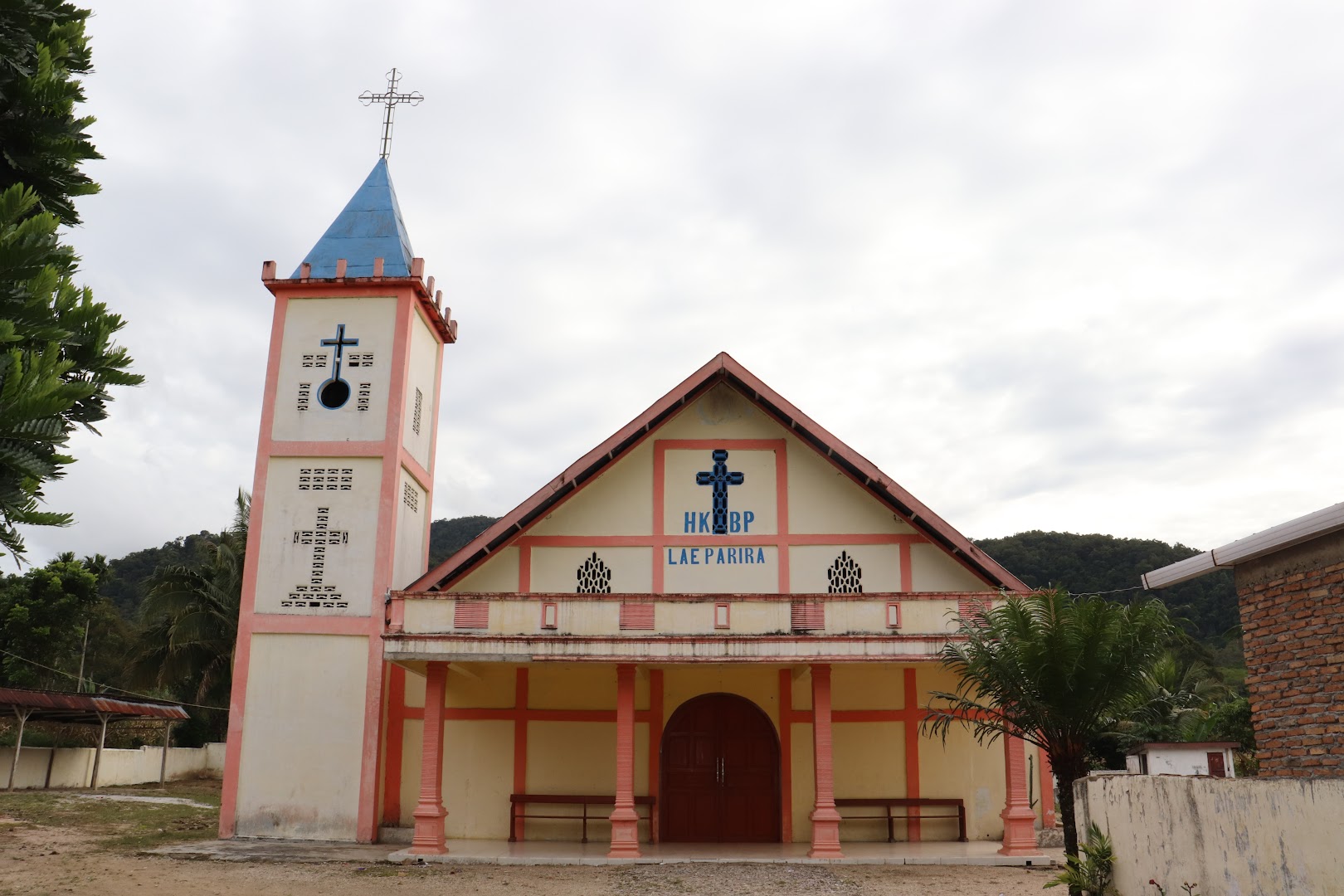 Gambar Gereja Hkbp Lae Parira