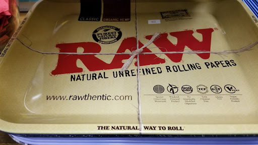 Tobacco Shop «Northern Lights 2», reviews and photos, 270 Enfield St, Enfield, CT 06082, USA