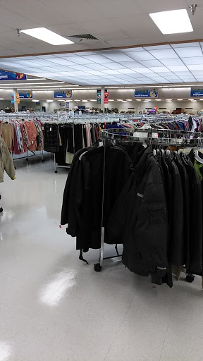 Thrift Store «Fairfield Crossings Goodwill Store», reviews and photos, 4605 Dixie Hwy, Fairfield, OH 45014, USA