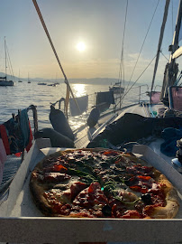 Plats et boissons du Pizzeria Catamaran Pizza - La Voile Gourmande à Cannes - n°20