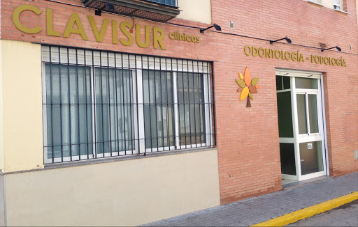 Clínica Dental y Podología CLAVISUR (La Algaba,  Sevilla) en La Algaba, Sevilla