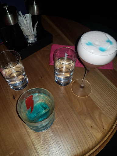 Dry&Wet cocktail bar