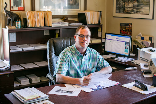 Auto Body Shop «Lee Murphy Auto Sales», reviews and photos, 795 N Adair St, Cornelius, OR 97113, USA