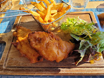 Fish and chips du Restaurant de fruits de mer Restaurant La Maison Bleue à Courseulles-sur-Mer - n°3
