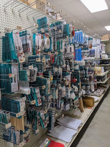 Clothing Store «Discount Madness», reviews and photos, 44 Bridge St, Pelham, NH 03076, USA