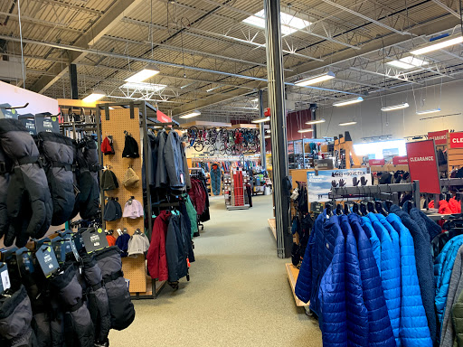 Camping Store «REI», reviews and photos, 11581 Fountains Dr, Maple Grove, MN 55369, USA