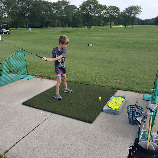 Golf Course «Whispering Willows Golf Course», reviews and photos, 20500 Newburgh Rd, Livonia, MI 48152, USA