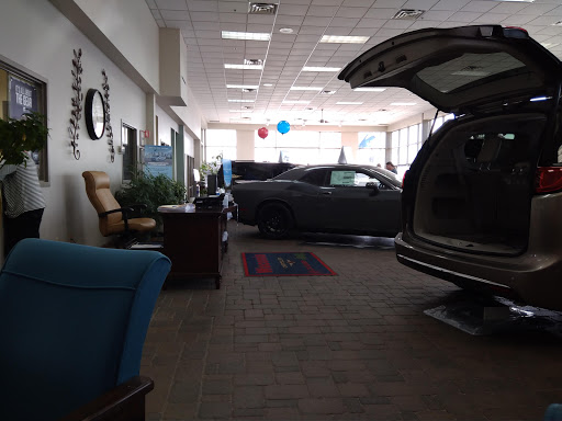 Car Dealer «Waconia Dodge Chrysler Jeep», reviews and photos, 905 Strong Dr, Waconia, MN 55387, USA