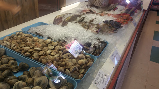 Seafood Market «Seven Seas Seafood Market», reviews and photos, 3476 US-17 BUS, Murrells Inlet, SC 29576, USA