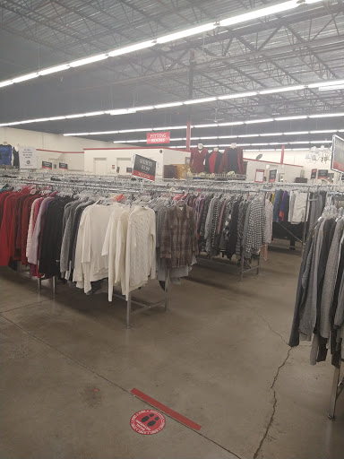 Thrift Store «St. Vincent de Paul - Q Street Thrift Store», reviews and photos, 199 Q St, Springfield, OR 97477, USA