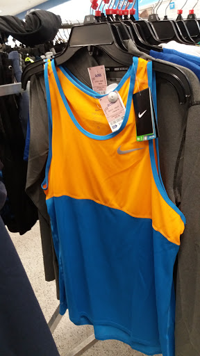 Clothing Store «Ross Dress for Less», reviews and photos, 8770 Washington Blvd, Pico Rivera, CA 90660, USA