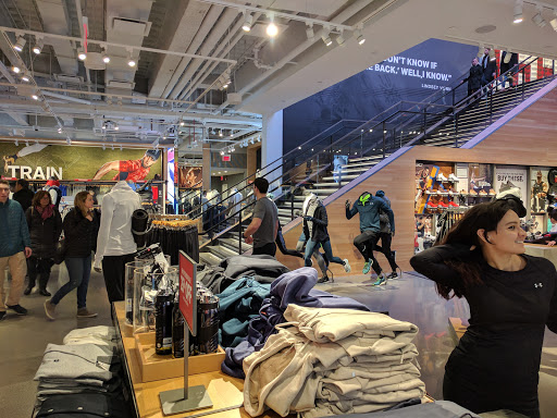 Clothing Store «Under Armour Brand House», reviews and photos, 800 Boylston St #049, Boston, MA 02199, USA