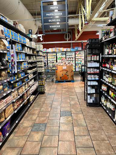 Grocery Store «Whole Foods Market», reviews and photos, 821 W Lancaster Ave, Wayne, PA 19087, USA