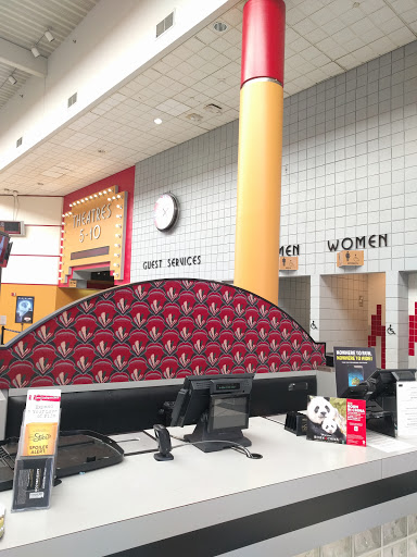 Movie Theater «AMC Loews Raceway 10», reviews and photos, 1025 Corporate Dr, Westbury, NY 11590, USA