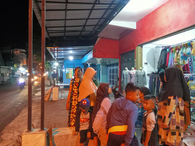 Pasar Karangbendo Kecamatan Tekung Lumajang