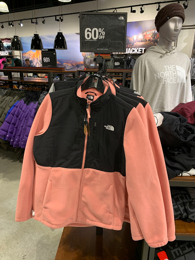 Clothing Store «The North Face Outlet», reviews and photos, 4410 Mills Cir, Ontario, CA 91764, USA