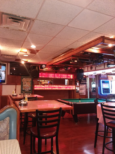 American Restaurant «Flanagans Restaurant», reviews and photos, 3201 Buckley Rd, North Chicago, IL 60064, USA