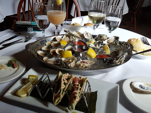 American Restaurant «Mohawk House», reviews and photos, 3 S Sparta Ave, Sparta Township, NJ 07871, USA