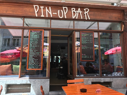 Pin Up Bar