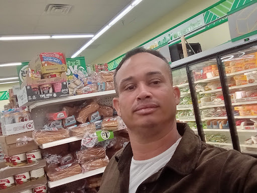 Thrift Store «Goodwill Industries Store & Donation Center», reviews and photos, 30 Broadway, Elmwood Park, NJ 07407, USA