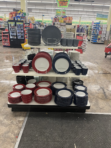 Dollar Store «Dollar Tree», reviews and photos, 7001 Cermak Rd, Berwyn, IL 60402, USA