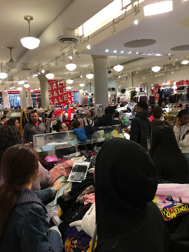 Clothing Store «Forever 21», reviews and photos, 343 Southland Mall #76, Hayward, CA 94545, USA