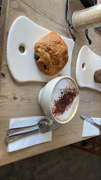 Croissant du Restaurant Le Pain Quotidien Lepic à Paris - n°4