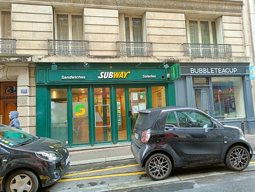 Subway 75006 Paris