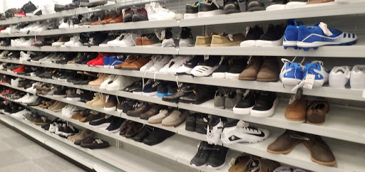 Clothing Store «Ross Dress for Less», reviews and photos, 1807 N Hacienda Blvd, La Puente, CA 91744, USA