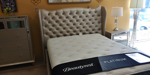 Furniture Store «Raymour & Flanigan Furniture and Mattress Store», reviews and photos, 275 Glen Cove Rd, Carle Place, NY 11514, USA