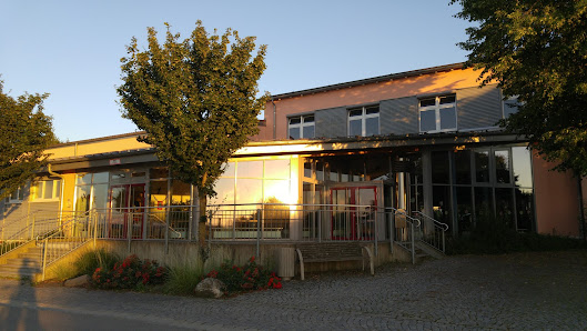 Grund-u. Teilhauptschule I Kirchpl. 2, 84419 Obertaufkirchen, Deutschland