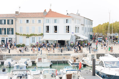RéSearch by B. à La Flotte