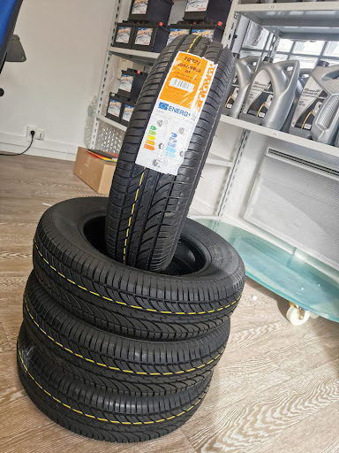 Photo 1 - PIÈCES AUTO 683