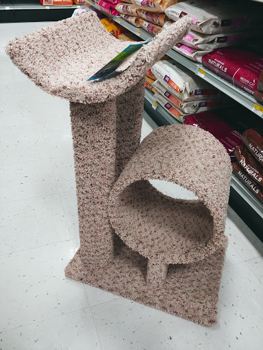 Animal Feed Store «Wilco Farm Store», reviews and photos, 3285 Commercial St SE, Salem, OR 97302, USA