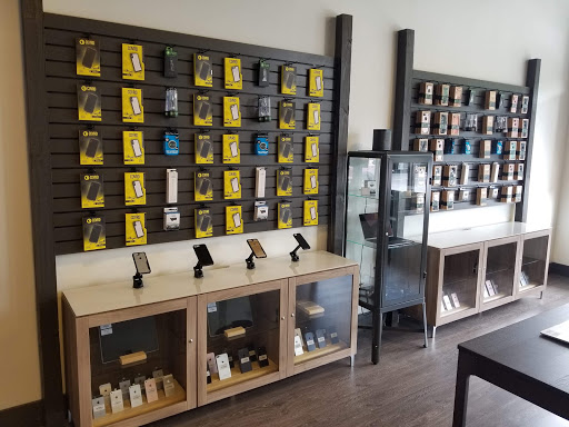 Electronics Repair Shop «Mr. Fix It Smart Phone & Computer Repair», reviews and photos, 3323 Bemiss Rd D, Valdosta, GA 31605, USA