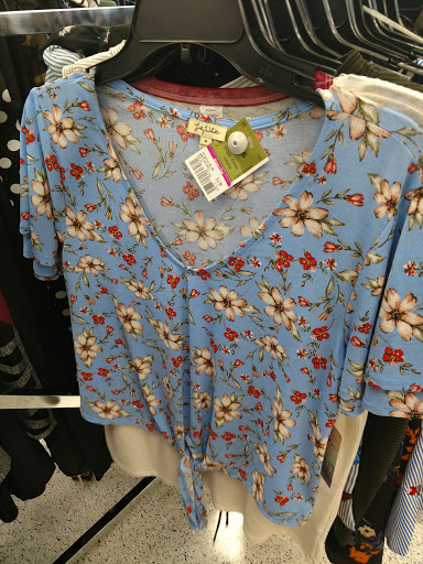 Clothing Store «Ross Dress for Less», reviews and photos, 835 Cortez Rd W, Bradenton, FL 34207, USA