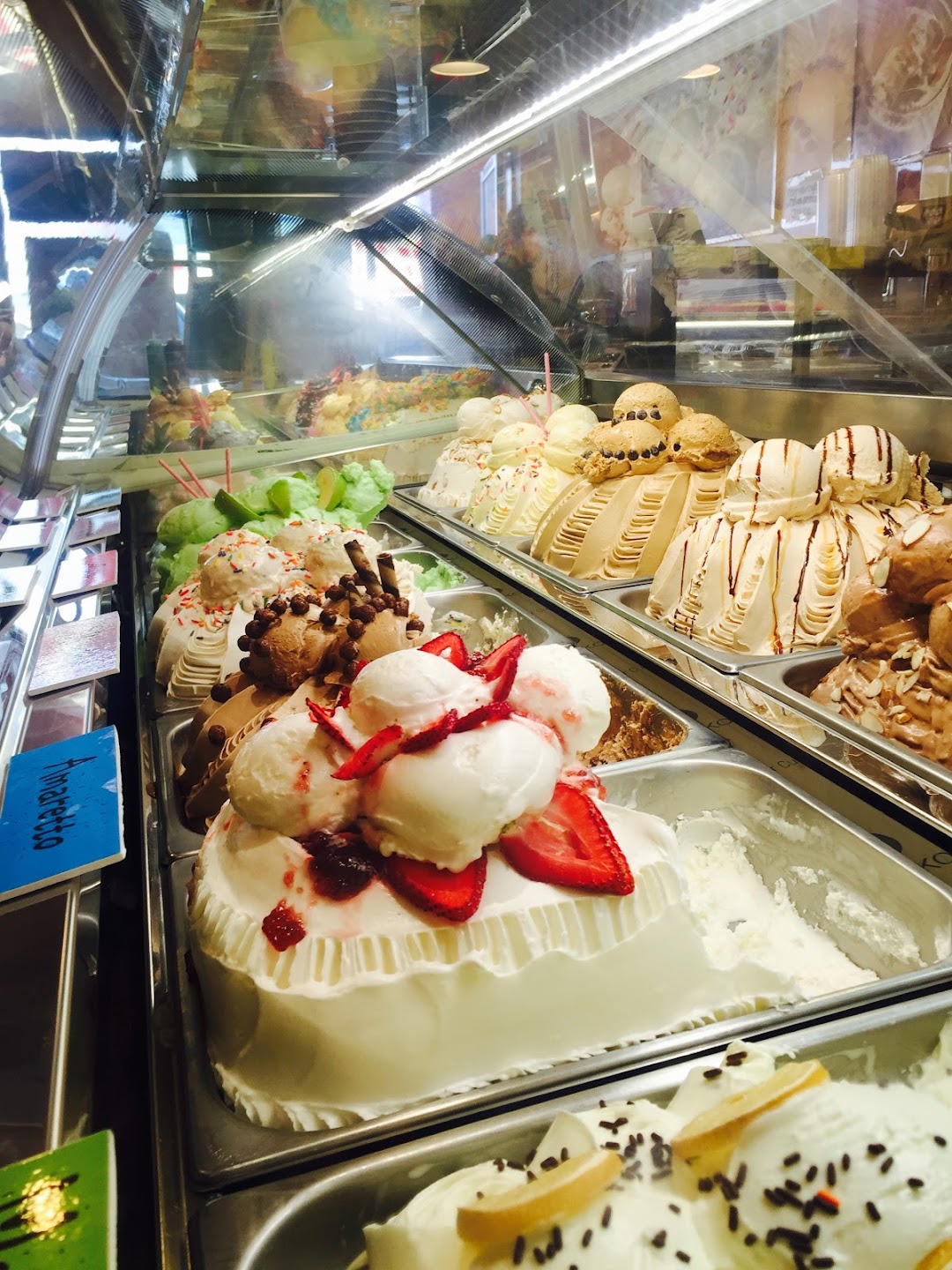 Gelato Bar