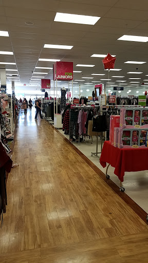 Department Store «Marshalls & HomeGoods», reviews and photos, 731 Centerview Blvd, Kissimmee, FL 34741, USA