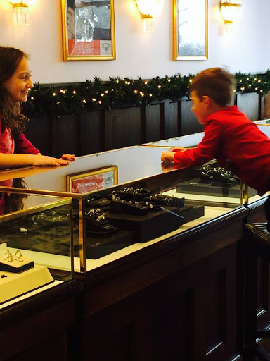 Sacks Jewelers, 1938 Northampton St, Easton, PA 18042, USA, 