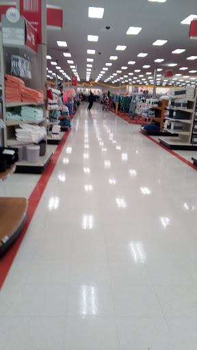 Department Store «Target», reviews and photos, 5580 Northwest Hwy, Crystal Lake, IL 60014, USA