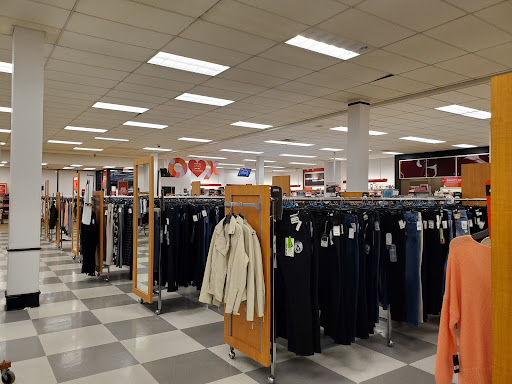 Department Store «T.J. Maxx», reviews and photos, 2631 MacArthur Rd, Whitehall, PA 18052, USA