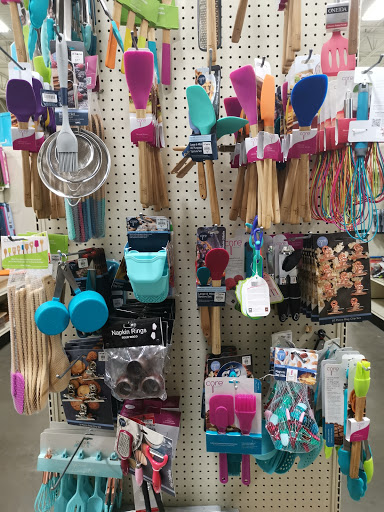 Home Goods Store «At Home», reviews and photos, 4641 Lafayette Rd, Indianapolis, IN 46254, USA