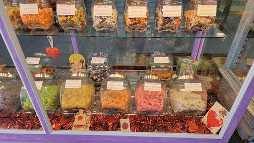 Coffee Shop «Downtown Video & You Maka Me HOT Coffee Roasting Company», reviews and photos, 101 NE 1st Ave, Mineral Wells, TX 76067, USA