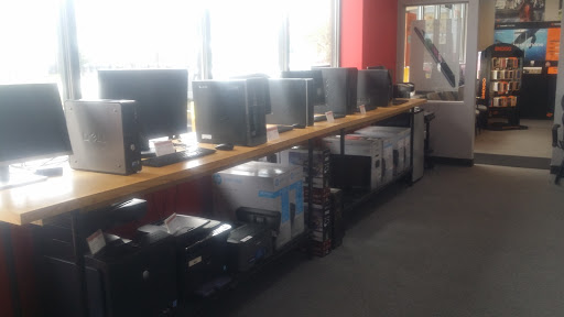 Computer Store «First Class Computer Outlet», reviews and photos, 22222 Van Born Rd, Dearborn Heights, MI 48125, USA