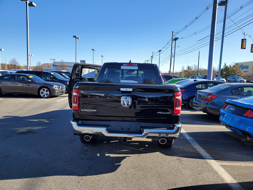 Chrysler Dealer «Herb Chambers Chrysler Dodge Jeep Ram Fiat of Danvers», reviews and photos, 107 Andover St, Danvers, MA 01923, USA