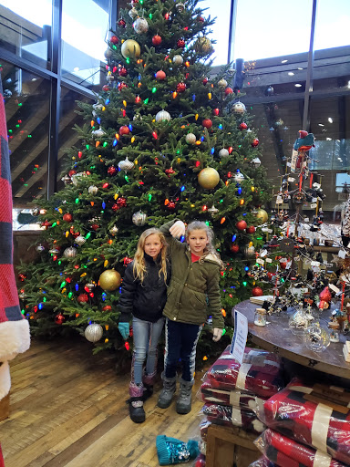 Outdoor Sports Store «Nantahala Outdoor Center Gatlinburg», reviews and photos, 1138 Parkway, Gatlinburg, TN 37738, USA