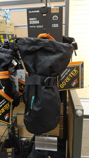 Outdoor Sports Store «Sun & Ski», reviews and photos, 406 Washington St, Woburn, MA 01801, USA